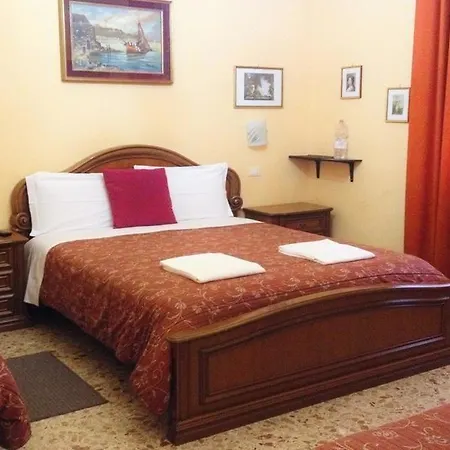 A Casa Doina Airport2 Bed & Breakfast 3*