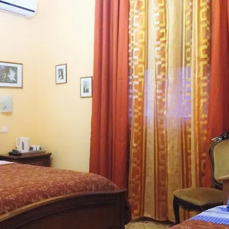 Bed & Breakfast A Casa Doina Airport2 Pisa