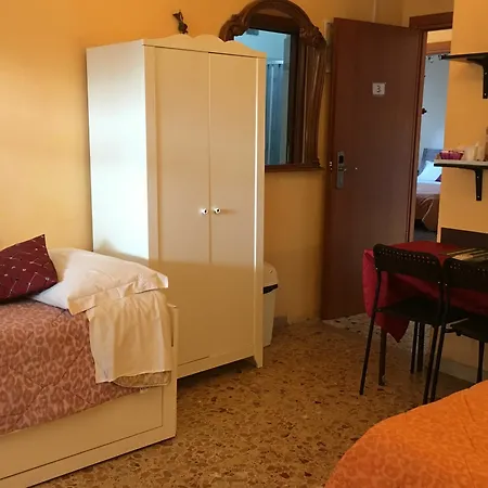 Bed & Breakfast A Casa Doina Airport2 3*