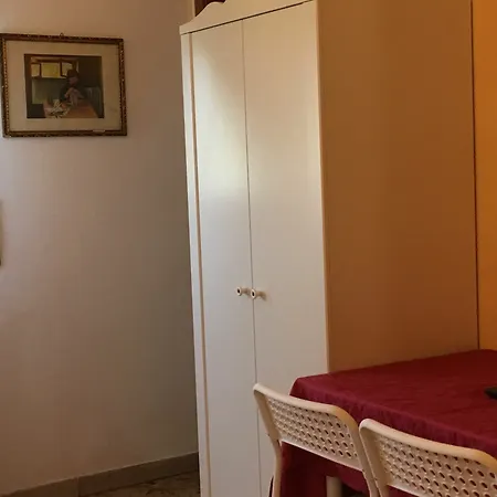 Bed & Breakfast A Casa Doina Airport2 Pisa