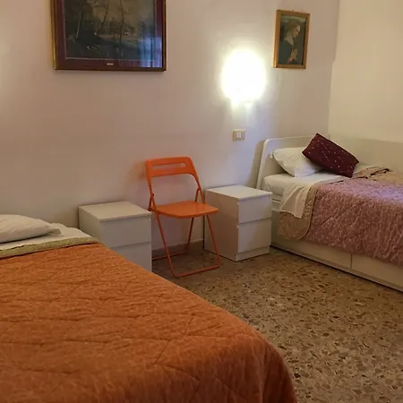 Bed & Breakfast A Casa Doina Airport2 3*